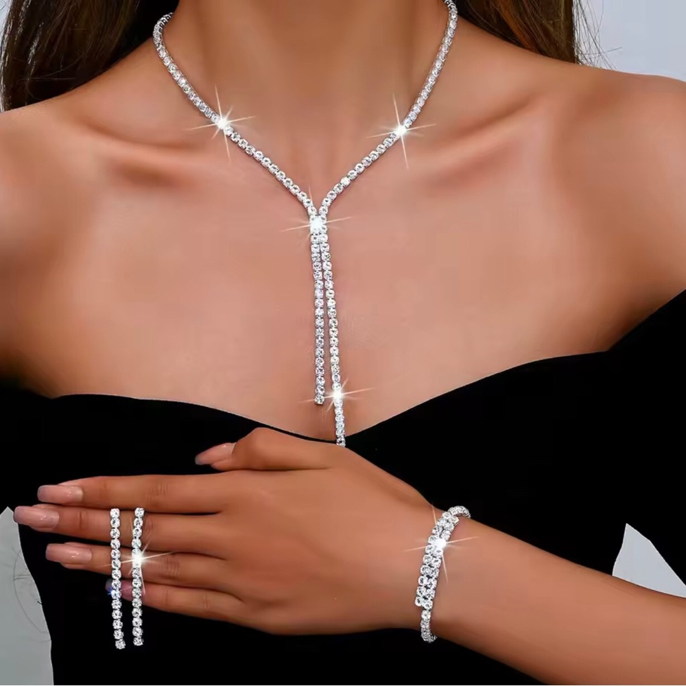 Elegant Silver Crystal Lariat Necklace Set